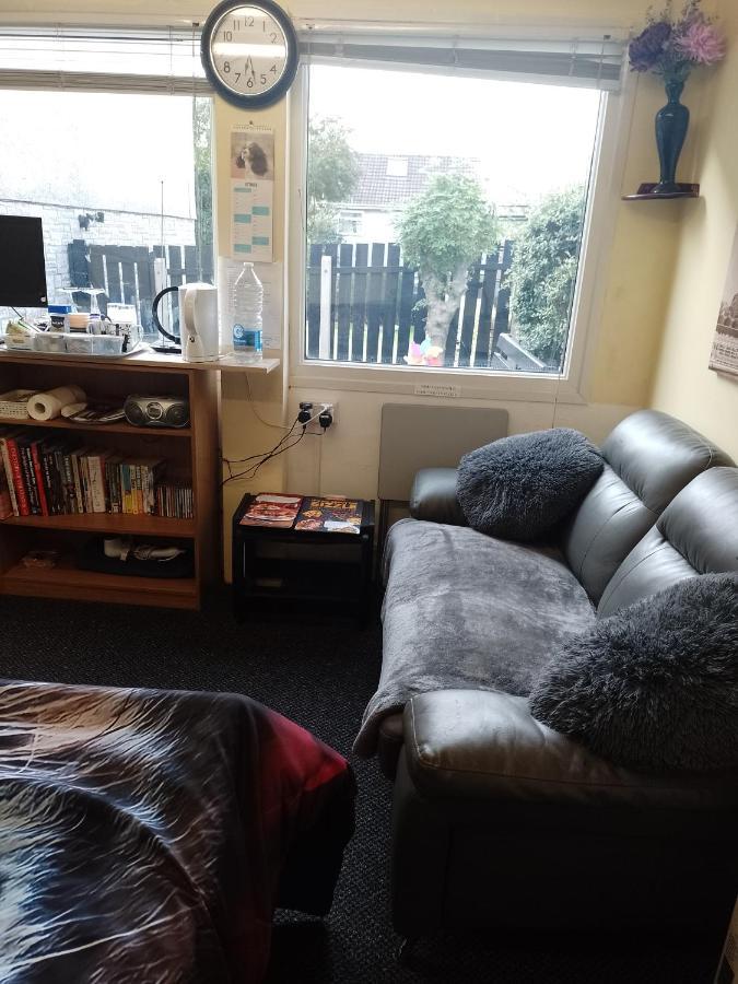 Studio Pad Apartment Cardiff Bagian luar foto